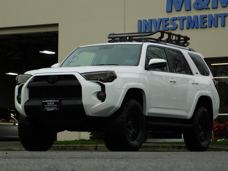 2019 Toyota 4Runner SR5 TRD UPGRADE / Leather Heated / LIFTED LIFTED   - Photo 1 - Portland, OR 97217