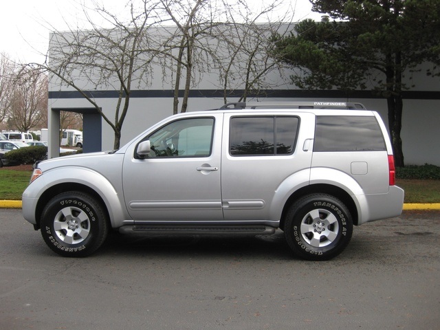 2006 Nissan Pathfinder SE 4WD V6 Moon Roof / 3RD Seats / Excellent Cond   - Photo 3 - Portland, OR 97217