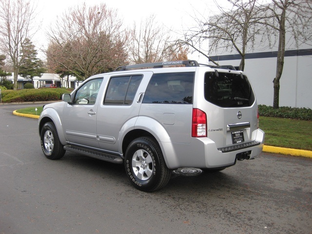 2006 Nissan Pathfinder SE 4WD V6 Moon Roof / 3RD Seats / Excellent Cond   - Photo 4 - Portland, OR 97217