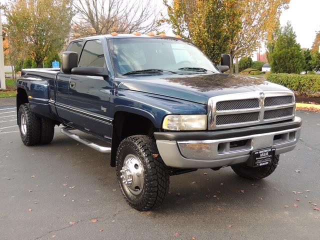 2001 Dodge Ram 3500 4X4 /5.9L DIESEL HIGH OUTPUT/ 6-SPEED DUALLY   - Photo 2 - Portland, OR 97217