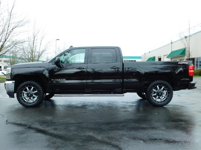2017 Chevrolet Silverado 1500 LT / Crew Cab / 6.5Ft / 4WD / LIFTED LIFTED   - Photo 3 - Portland, OR 97217