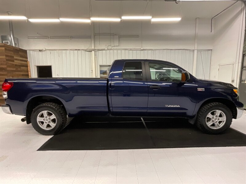 2008 Toyota Tundra SR5 Double Cab 4X4 / 5.7L V8 / 1-OWNER / LONG BED  / BRAND NEW TIRES / 8-FT BED / LONG BED / RUST FREE / 112,000 MILES - Photo 4 - Gladstone, OR 97027