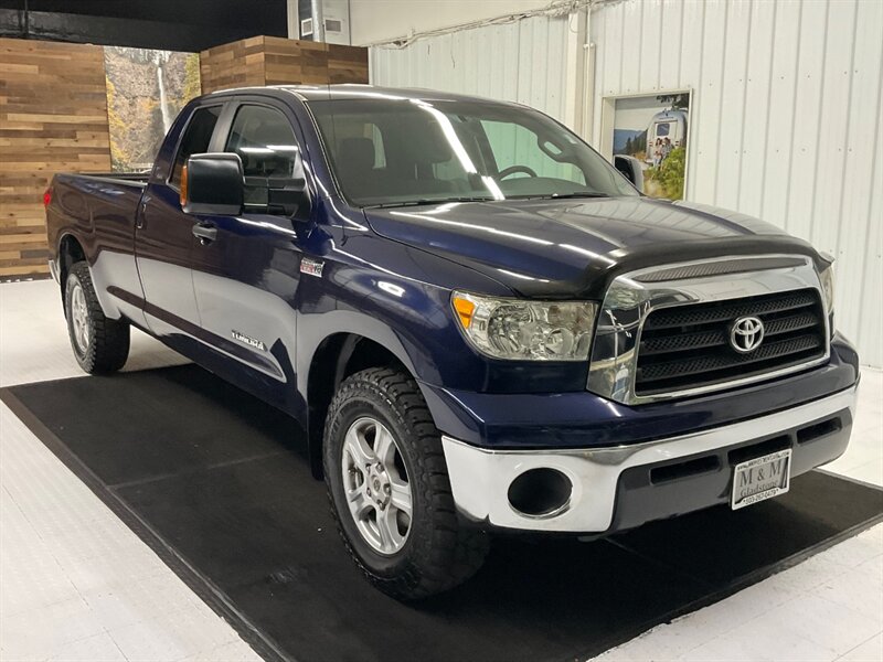 2008 Toyota Tundra SR5 Double Cab 4X4 / 5.7L V8 / 1-OWNER / LONG BED  / BRAND NEW TIRES / 8-FT BED / LONG BED / RUST FREE / 112,000 MILES - Photo 2 - Gladstone, OR 97027