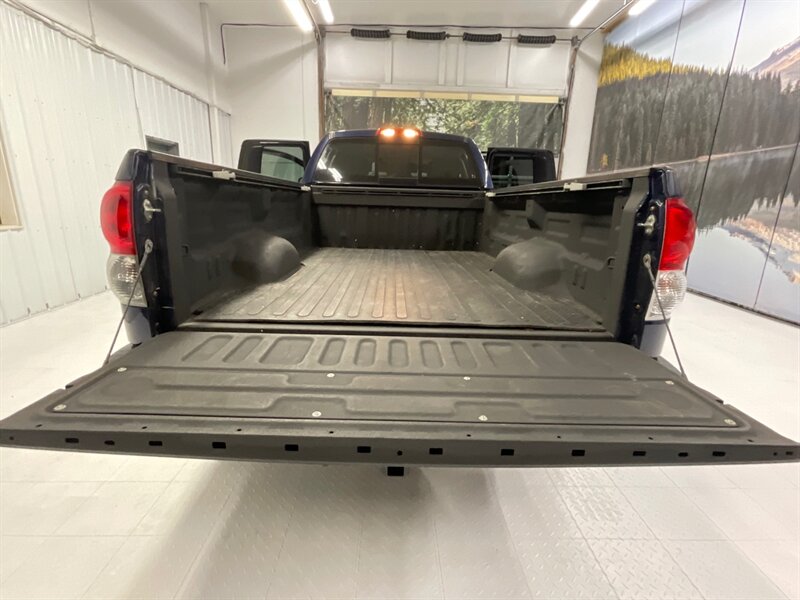 2008 Toyota Tundra SR5 Double Cab 4X4 / 5.7L V8 / 1-OWNER / LONG BED  / BRAND NEW TIRES / 8-FT BED / LONG BED / RUST FREE / 112,000 MILES - Photo 21 - Gladstone, OR 97027