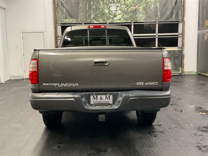 2005 Toyota Tundra Limited 4dr 4X4 / 4.7L V8 / 1-OWNER / 75,000 MILES  1-OWNER LOCAL TRUCK / RUST FREE / LEATHER / ONLY 75,000 MILES - Photo 6 - Gladstone, OR 97027