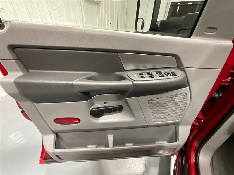 2007 Dodge Ram 2500 6.7L DIESEL/SLT BIG HORN Quad Cab 2WD/53,000 MILES / LONG BED / 1-OWNER LOCAL / ZERO RUST - Photo 32 - Gladstone, OR 97027