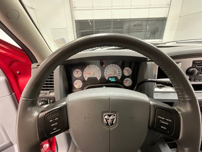 2007 Dodge Ram 2500 6.7L DIESEL/SLT BIG HORN Quad Cab 2WD/53,000 MILES / LONG BED / 1-OWNER LOCAL / ZERO RUST - Photo 42 - Gladstone, OR 97027
