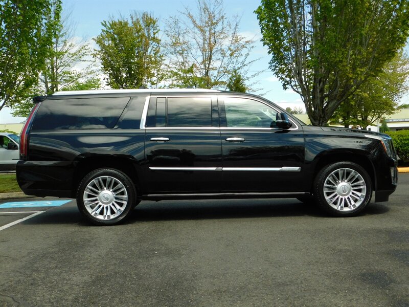 2017 Cadillac Escalade Platinum ESV / AWD / 1-OWNER / FULLY LOADED   - Photo 4 - Portland, OR 97217