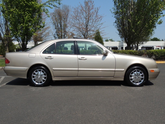 2000 Mercedes-Benz E320 4MATIC AWD 6Cyl sedan   - Photo 3 - Portland, OR 97217