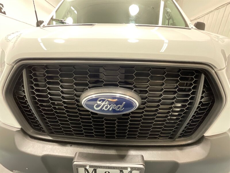 2022 Ford Transit 250 CARGO VAN / AWD / HIGH ROOF LONG WHEEL BASE  / 1-OWNER / LEATHER / 15K MILES - Photo 30 - Gladstone, OR 97027