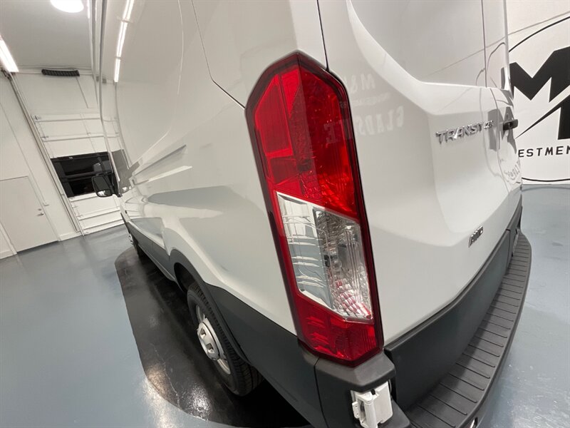 2022 Ford Transit 250 CARGO VAN / AWD / HIGH ROOF LONG WHEEL BASE  / 1-OWNER / LEATHER / 15K MILES - Photo 27 - Gladstone, OR 97027