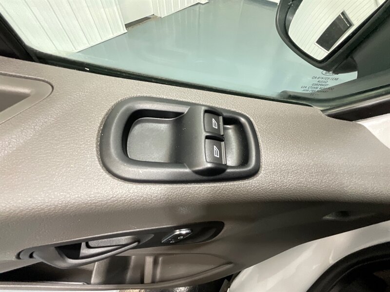 2022 Ford Transit 250 CARGO VAN / AWD / HIGH ROOF LONG WHEEL BASE  / 1-OWNER / LEATHER / 15K MILES - Photo 48 - Gladstone, OR 97027