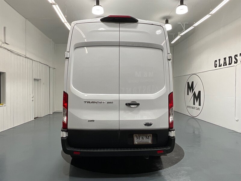 2022 Ford Transit 250 CARGO VAN / AWD / HIGH ROOF LONG WHEEL BASE  / 1-OWNER / LEATHER / 15K MILES - Photo 7 - Gladstone, OR 97027