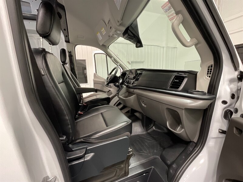 2022 Ford Transit 250 CARGO VAN / AWD / HIGH ROOF LONG WHEEL BASE  / 1-OWNER / LEATHER / 15K MILES - Photo 19 - Gladstone, OR 97027