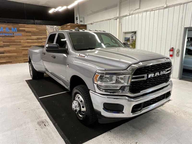 2019 RAM 3500 Tradesman 4x4 / 6.7L DIESEL /DUALLY / AISIN TRANNY  / Long bed / DUALLY / Leather Seats / AISIN Transmission - Photo 2 - Gladstone, OR 97027