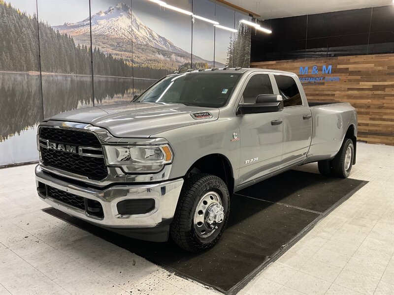 2019 RAM 3500 Tradesman 4x4 / 6.7L DIESEL /DUALLY / AISIN TRANNY  / Long bed / DUALLY / Leather Seats / AISIN Transmission - Photo 1 - Gladstone, OR 97027