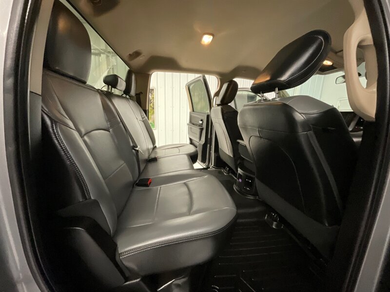 2019 RAM 3500 Tradesman 4x4 / 6.7L DIESEL /DUALLY / AISIN TRANNY  / Long bed / DUALLY / Leather Seats / AISIN Transmission - Photo 14 - Gladstone, OR 97027