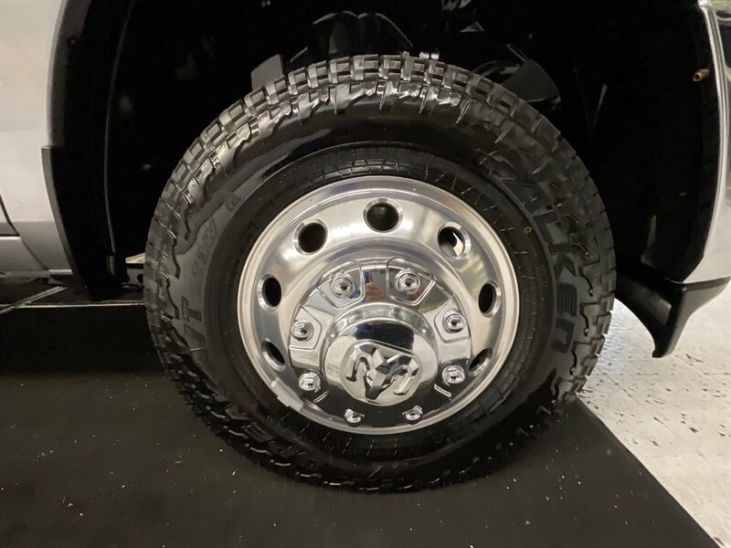 2019 RAM 3500 Tradesman 4x4 / 6.7L DIESEL /DUALLY / AISIN TRANNY  / Long bed / DUALLY / Leather Seats / AISIN Transmission - Photo 23 - Gladstone, OR 97027