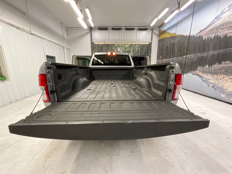 2019 RAM 3500 Tradesman 4x4 / 6.7L DIESEL /DUALLY / AISIN TRANNY  / Long bed / DUALLY / Leather Seats / AISIN Transmission - Photo 22 - Gladstone, OR 97027