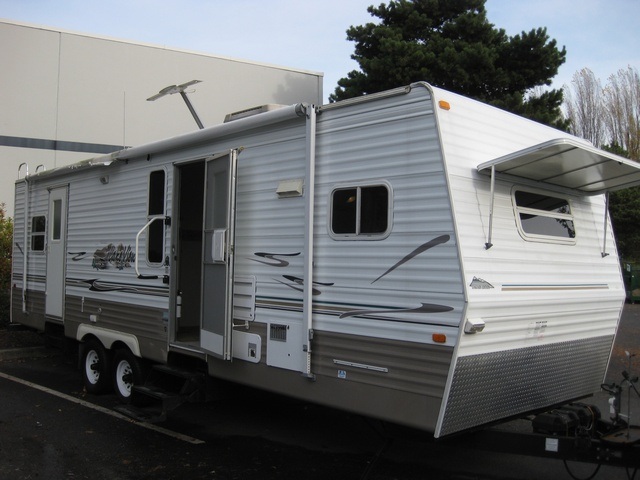 2004 Skyline LAYTON/Travel Trailer/ Slide Out/ 29 Feet   - Photo 1 - Portland, OR 97217