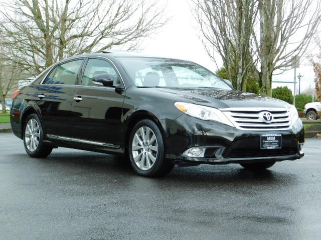 2011 Toyota Avalon Limited NAVi / Rear CAM / Heated Leather / 1-Owner   - Photo 2 - Portland, OR 97217