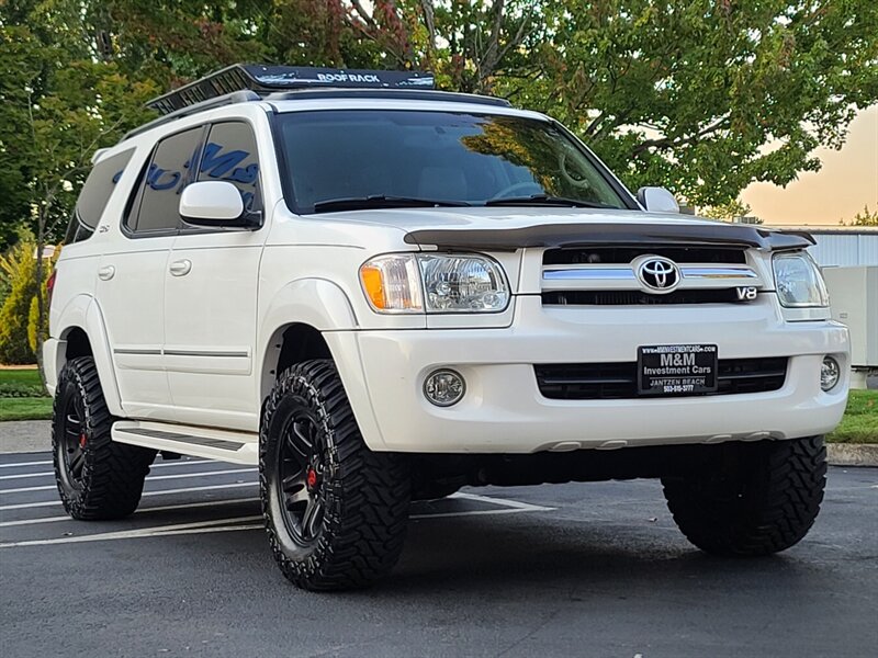 2005 Toyota Sequoia V8 Sun Roof / 8-Seats /Timing Belt Done / LIFTED  / 2WD / New Tires / Navigation / Backup Camera / Low Miles !! - Photo 2 - Portland, OR 97217