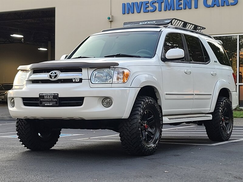 2005 Toyota Sequoia V8 Sun Roof / 8-Seats /Timing Belt Done / LIFTED  / 2WD / New Tires / Navigation / Backup Camera / Low Miles !! - Photo 1 - Portland, OR 97217