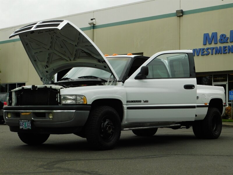 1999 Dodge Ram 3500 Laramie DUALLY / 1-TON / V10 /  2WD / 96,000 MILES   - Photo 25 - Portland, OR 97217