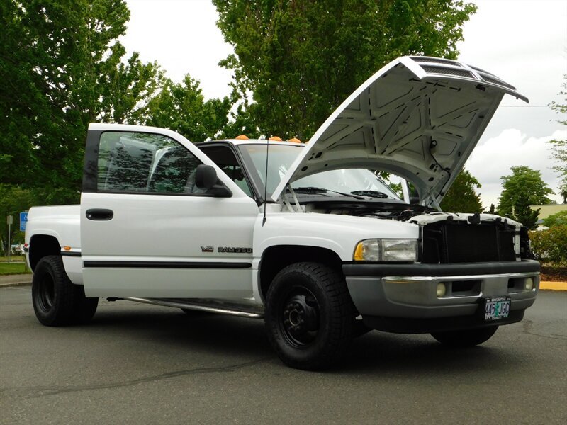 1999 Dodge Ram 3500 Laramie DUALLY / 1-TON / V10 /  2WD / 96,000 MILES   - Photo 28 - Portland, OR 97217