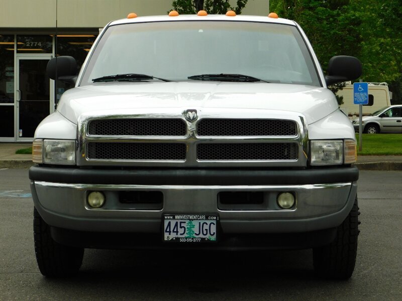 1999 Dodge Ram 3500 Laramie DUALLY / 1-TON / V10 /  2WD / 96,000 MILES   - Photo 7 - Portland, OR 97217