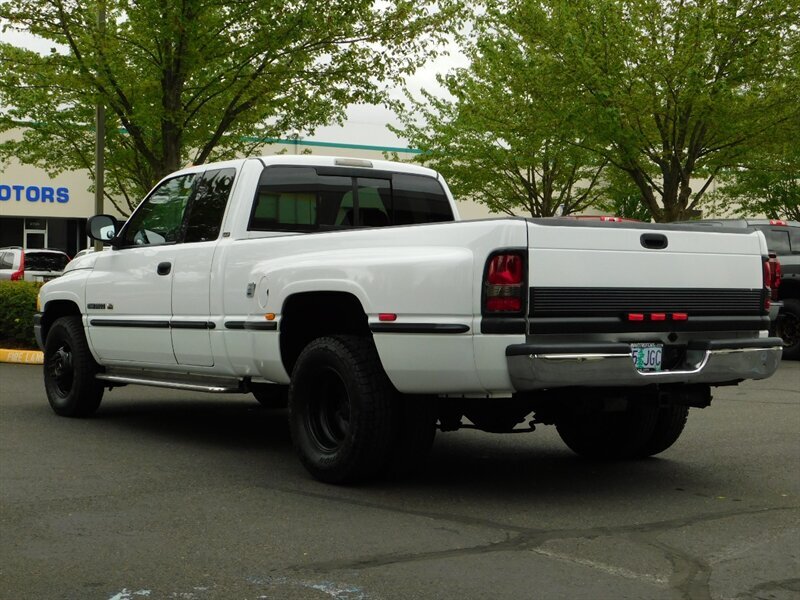 1999 Dodge Ram 3500 Laramie DUALLY / 1-TON / V10 /  2WD / 96,000 MILES   - Photo 9 - Portland, OR 97217