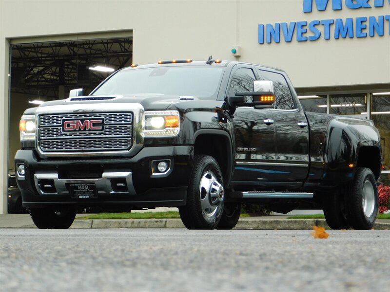 2018 GMC Sierra 3500 Denali DUALLY / 4X4 / 6.6L DURAMAX DIESEL / 1-TON   - Photo 1 - Portland, OR 97217