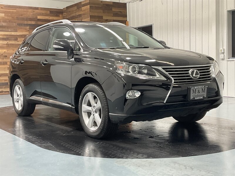 2015 Lexus RX 350 Sport Utility AWD / Leather / Sunroof /CLEAN  / GREAT SERVICE HISTORY - Photo 2 - Gladstone, OR 97027