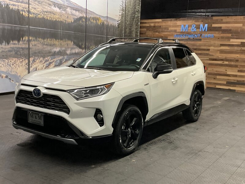 2020 Toyota RAV4 Hybrid XSE AWD / Advance Tech Pkg / MINT COND  FULLY LOADED / Leather & Heated Seats / Navigation & Backup Camera / LOCAL SUV / CLEAN & SHARP ! - Photo 50 - Gladstone, OR 97027