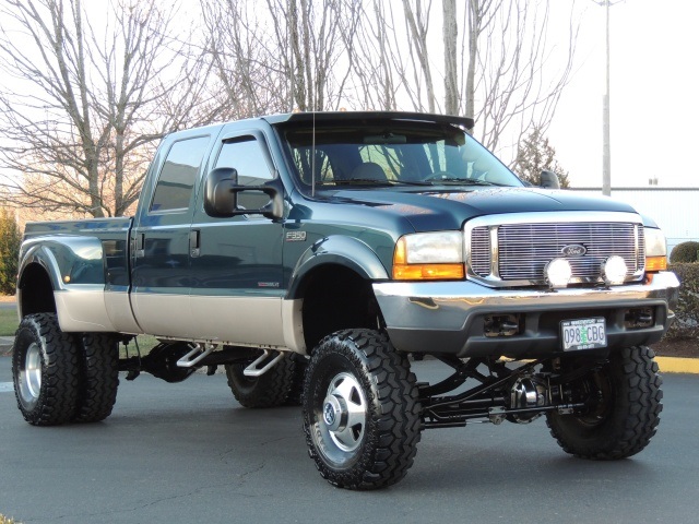 1999 Ford F-350 Lariat/ 4X4 / Dually / 7.3 L Diesel / MONSTER LIFT   - Photo 2 - Portland, OR 97217