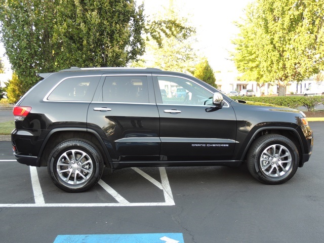 2014 Jeep Grand Cherokee Limited / 4WD / Leather / Back Up Camera   - Photo 4 - Portland, OR 97217