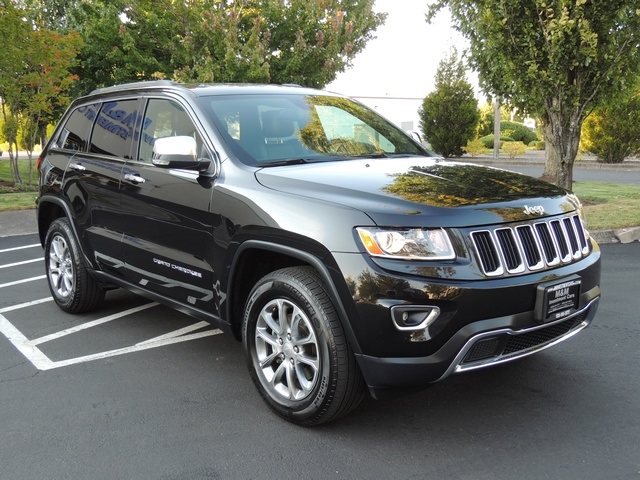 2014 Jeep Grand Cherokee Limited / 4WD / Leather / Back Up Camera   - Photo 2 - Portland, OR 97217