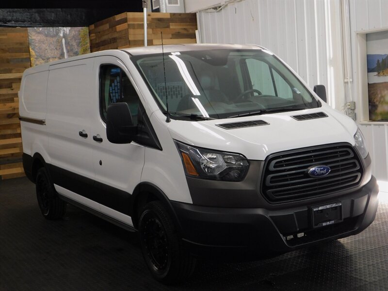 2019 Ford Transit 150 Cargo Van / 1-OW   - Photo 2 - Gladstone, OR 97027