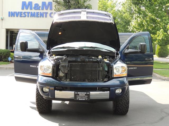2006 Dodge Ram 2500 Laramie MEGA CAB / 4X4 / 5.9L DIESEL / 6-SPEED   - Photo 32 - Portland, OR 97217