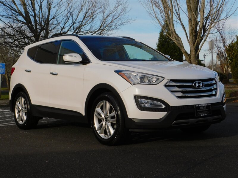 2016 Hyundai Santa Fe Sport 2.0T ULTIMATE PACKAGE / Navigation / Backup CAM /  Panoramic Roof / 1-OWNER / FACTORY WARRANTY / FULLY LOADED - Photo 2 - Portland, OR 97217
