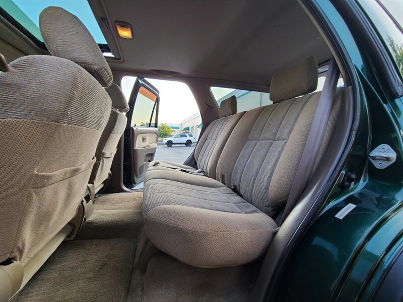 1999 Toyota 4Runner 4X4 V6 3.4L / DIFF LOCK / NEW TIMING BELT / LIFTED / NEW TIRES / UPGRADED WHEELS / 2-OWNERS / NO RUST / FRESH SERVICE - Photo 14 - Portland, OR 97217