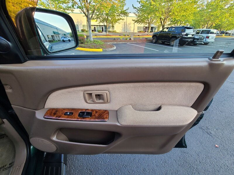 1999 Toyota 4Runner 4X4 V6 3.4L / DIFF LOCK / NEW TIMING BELT / LIFTED / NEW TIRES / UPGRADED WHEELS / 2-OWNERS / NO RUST / FRESH SERVICE - Photo 46 - Portland, OR 97217