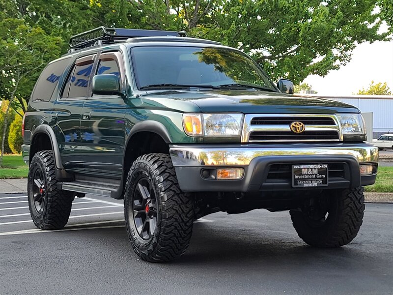 1999 Toyota 4Runner 4X4 V6 3.4L / DIFF LOCK / NEW TIMING BELT / LIFTED  / NEW TIRES / UPGRADED WHEELS / 2-OWNERS / NO RUST / FRESH SERVICE - Photo 2 - Portland, OR 97217