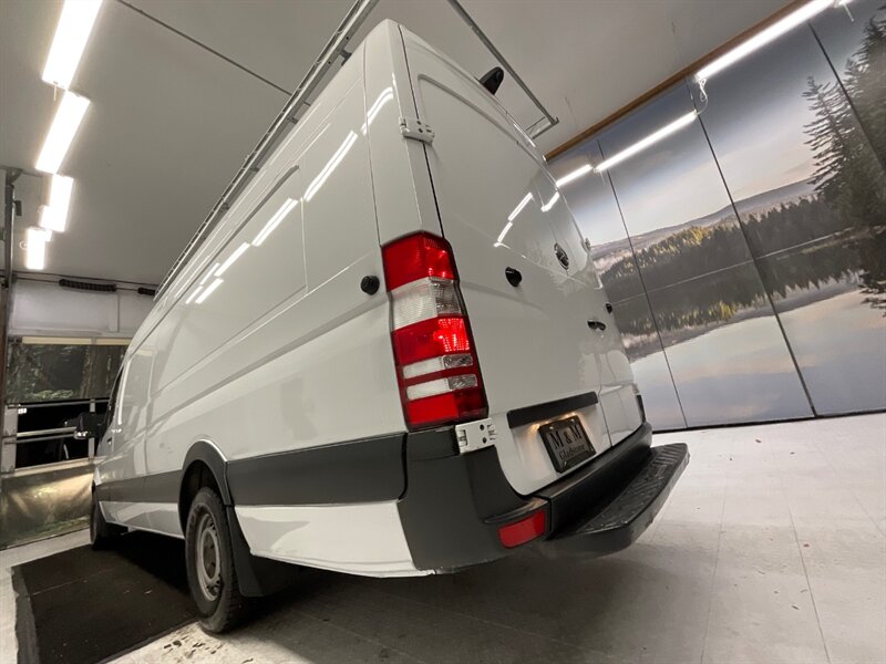 2018 Mercedes-Benz Sprinter 2500 Cargo Van 3.0L V6 DIESEL / HIGHROOF EXTENDED  / 1-OWNER /Backup Camera / HIGH ROOF / 170 " WB EXTENDED LENGTH / 97,000 MILES - Photo 26 - Gladstone, OR 97027