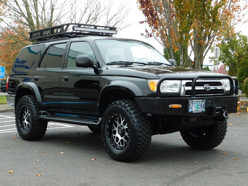 2000 Toyota 4Runner SR5 4dr 4X4 V6 / 5-SPEED MANUAL / LIFTED / Leather   - Photo 2 - Portland, OR 97217