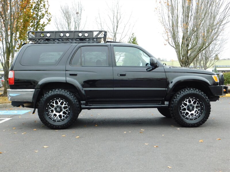 2000 Toyota 4Runner SR5 4dr 4X4 V6 / 5-SPEED MANUAL / LIFTED / Leather   - Photo 4 - Portland, OR 97217