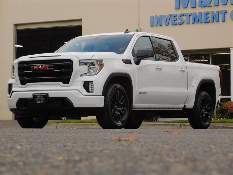 2020 GMC Sierra 1500 Elevation Crew Cab 4X4 / V8 / 1-OWNER /10,000 MILE   - Photo 1 - Portland, OR 97217
