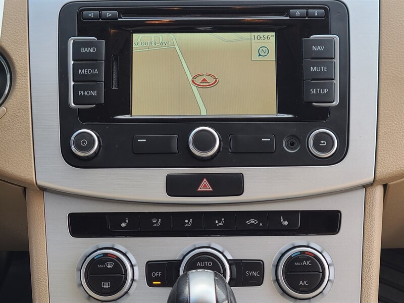 2015 Volkswagen CC 2.0T R-LINE / TURBO / LEATHER / NAVi / 54k MILES / 2-TONE HEATED SEATS / FRESH TRADE / VERY LOW MILES - Photo 19 - Portland, OR 97217