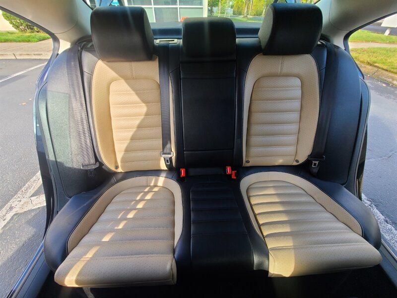 2015 Volkswagen CC 2.0T R-LINE / TURBO / LEATHER / NAVi / 54k MILES / 2-TONE HEATED SEATS / FRESH TRADE / VERY LOW MILES - Photo 17 - Portland, OR 97217