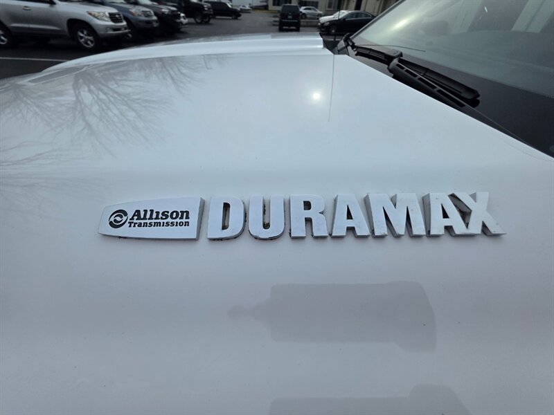 2015 Chevrolet Silverado 3500 FLAT BED DUALLY 4X4 6.6L DURAMAX DIESEL 39K MILES / LONG BED / 1-TON / ALLISON / LOW MILES - Photo 23 - Portland, OR 97217